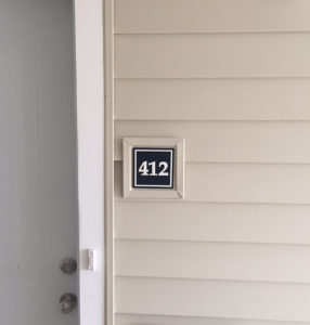 unit address sign 2